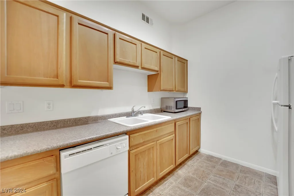 8805 Jeffreys, Las Vegas, NV 89123
