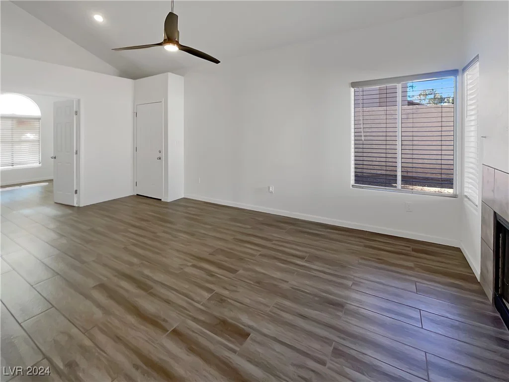 1658 Garden Path, Las Vegas, NV 89119