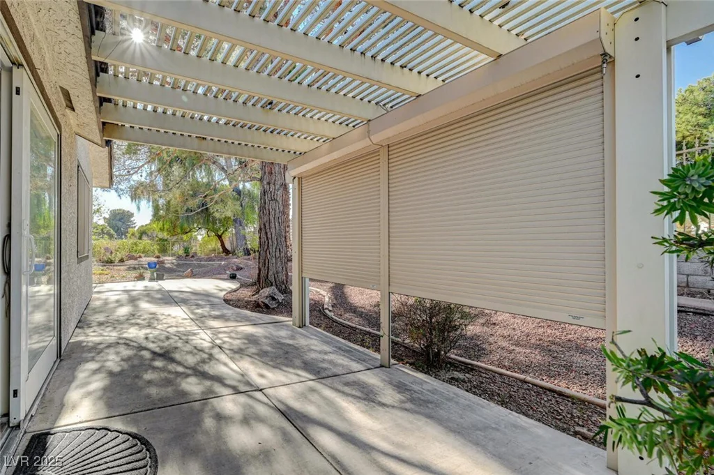 5421 Broadwater, Las Vegas, NV 89130