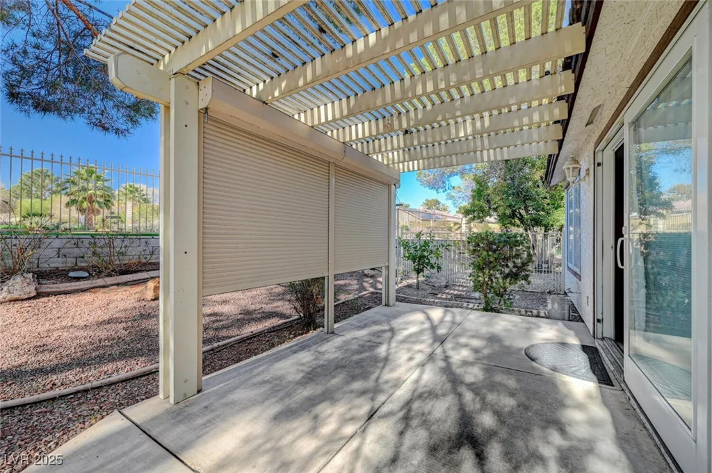 5421 Broadwater, Las Vegas, NV 89130