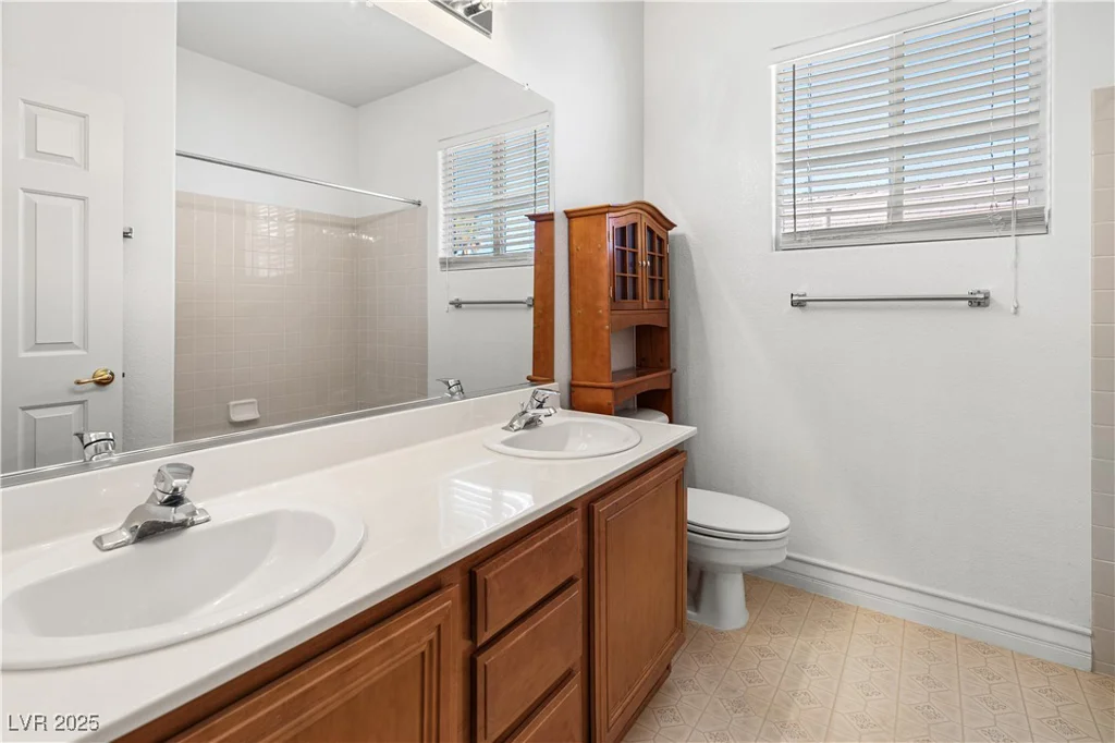10929 Mount Royal, Las Vegas, NV 89144