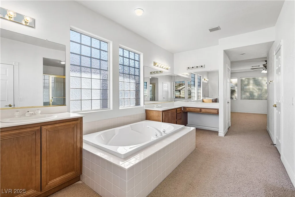 10929 Mount Royal, Las Vegas, NV 89144