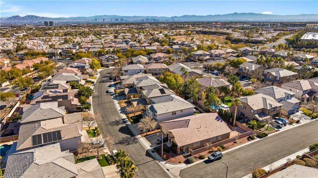 10929 Mount Royal, Las Vegas, NV 89144