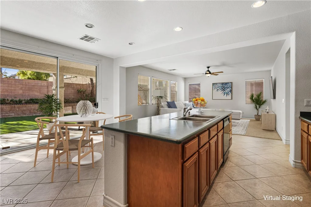 10929 Mount Royal, Las Vegas, NV 89144