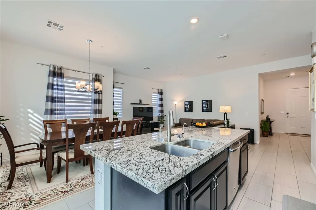 763 Willow Oasis, Henderson, NV 89011