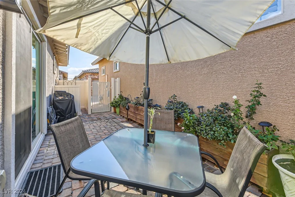 763 Willow Oasis, Henderson, NV 89011