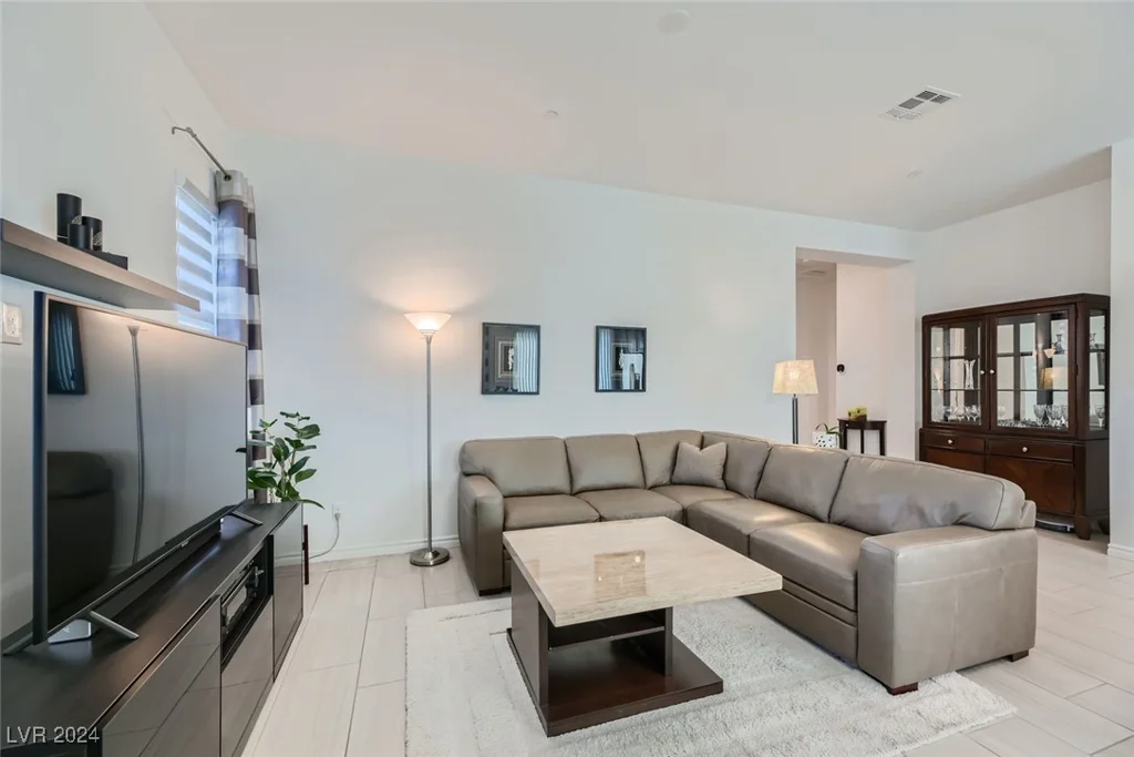 763 Willow Oasis, Henderson, NV 89011