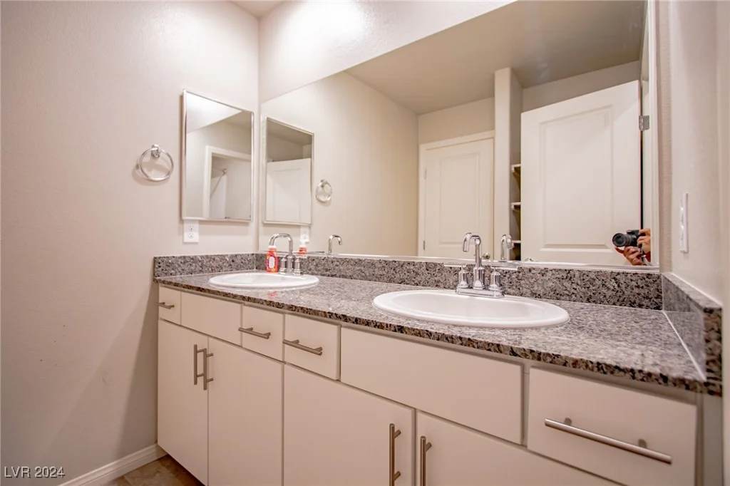 3764 Andorian, North Las Vegas, NV 89084