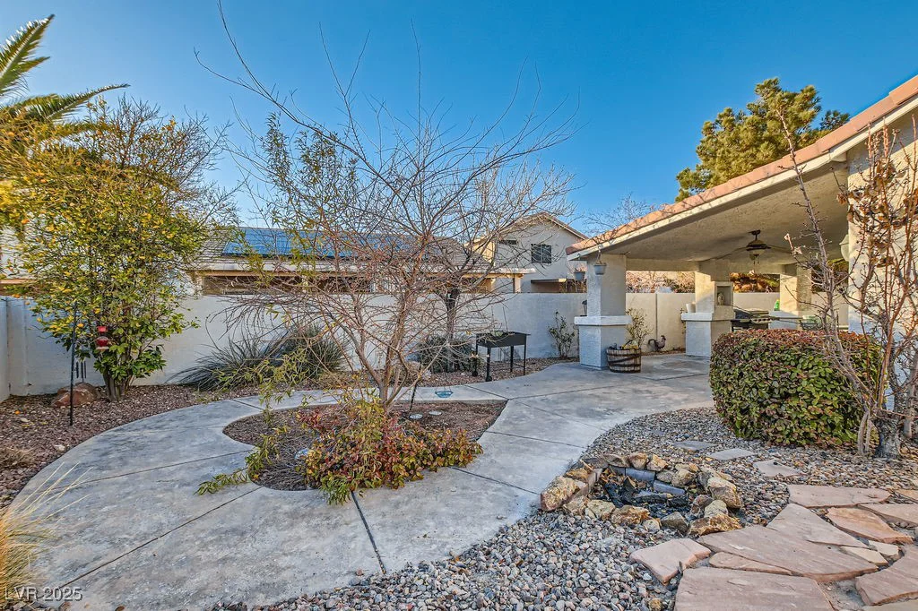 6019 Orca Lilly, North Las Vegas, NV 89031