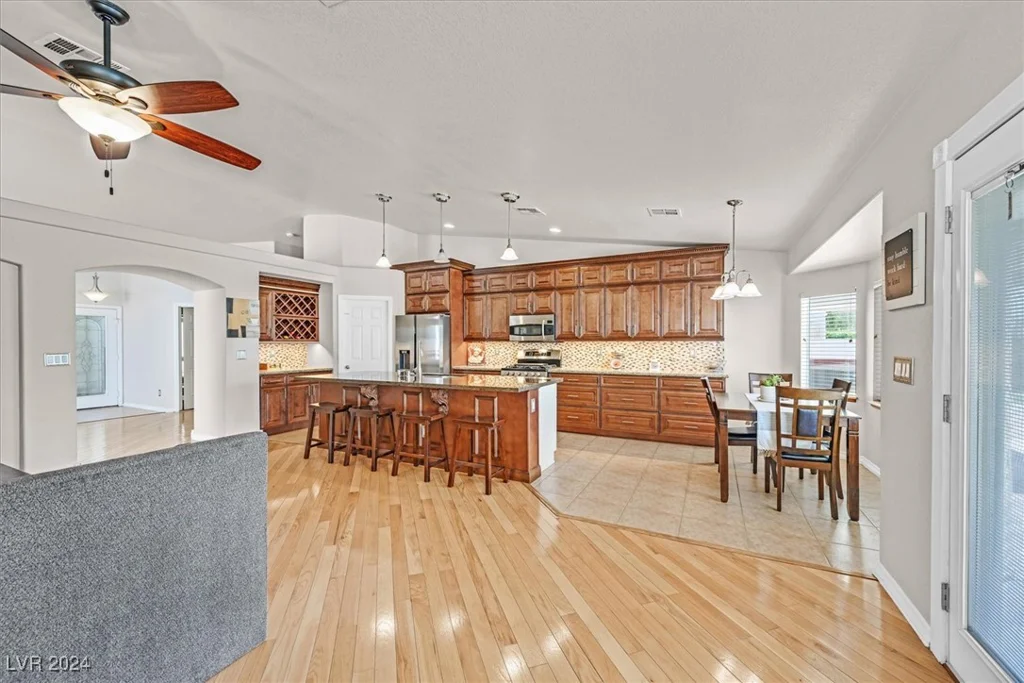 6125 Resort Ridge, Las Vegas, NV 89130