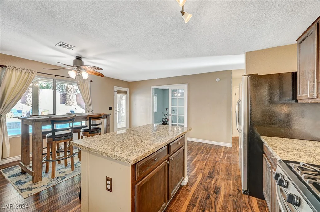 5024 Glittering Star, Las Vegas, NV 89130