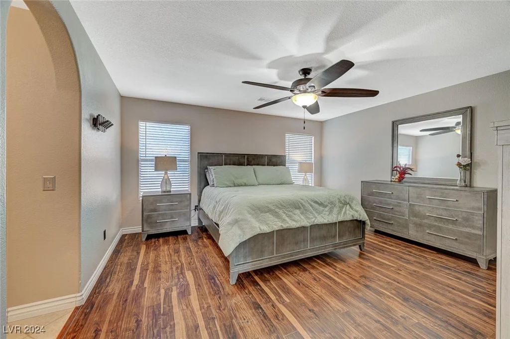 5024 Glittering Star, Las Vegas, NV 89130