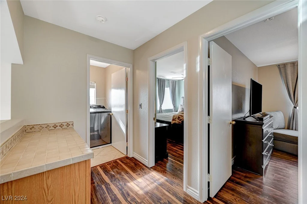 5024 Glittering Star, Las Vegas, NV 89130