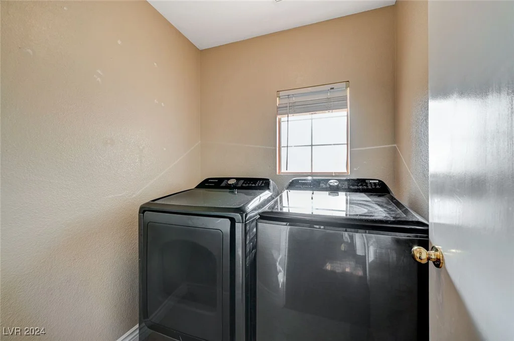 5024 Glittering Star, Las Vegas, NV 89130