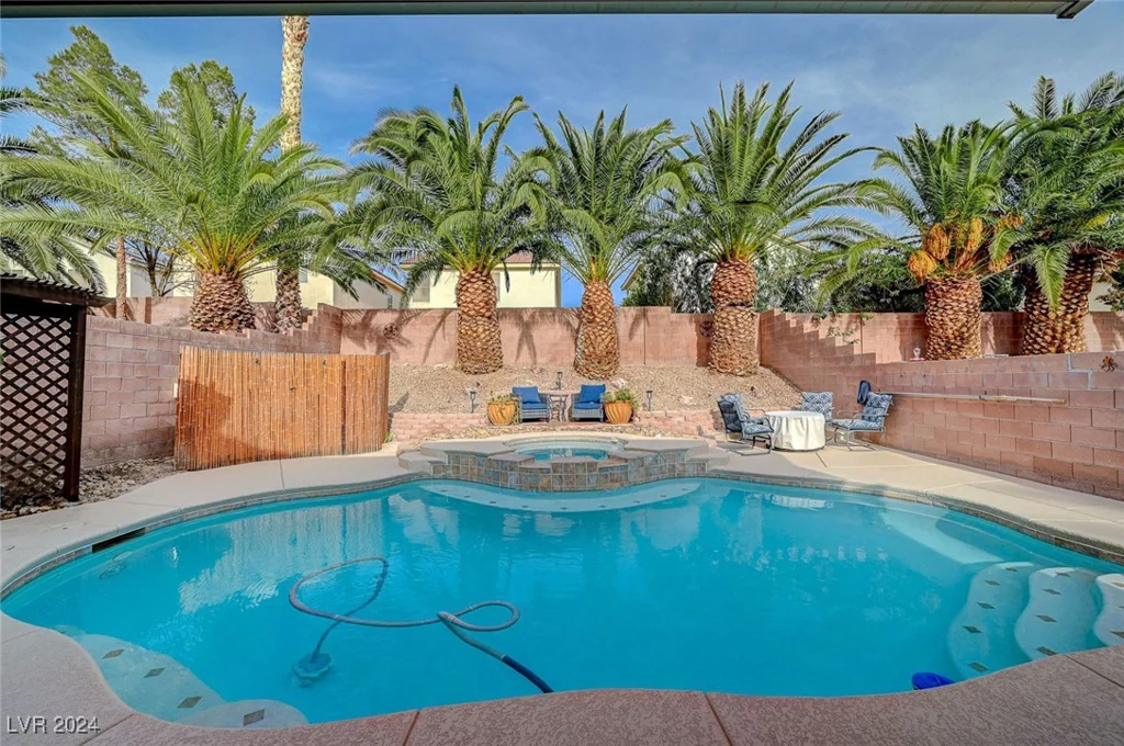 5024 Glittering Star, Las Vegas, NV 89130