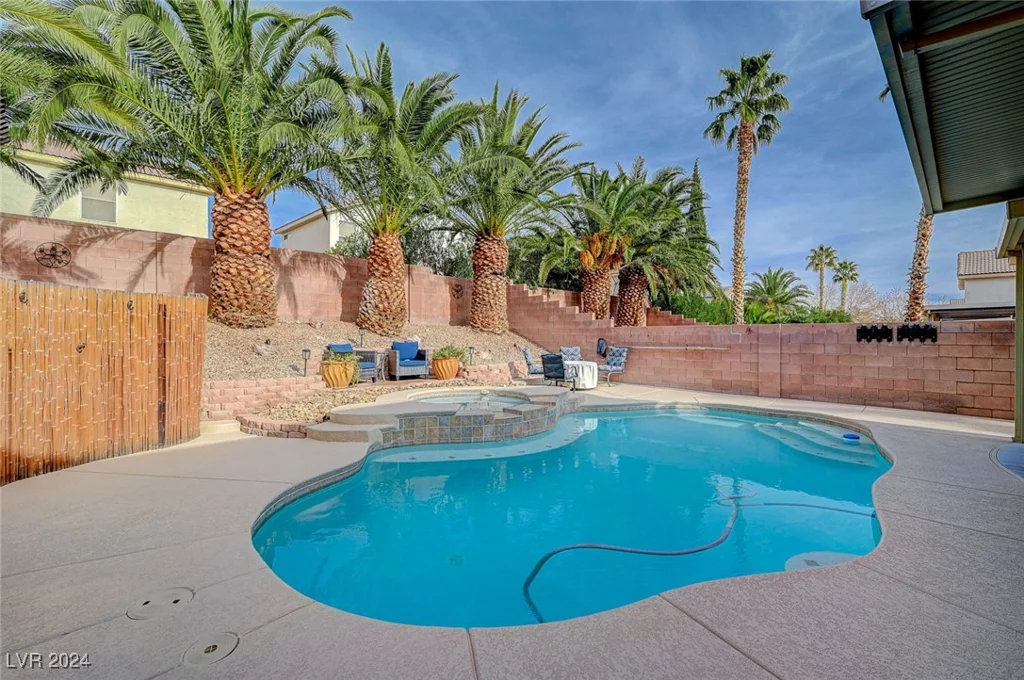 5024 Glittering Star, Las Vegas, NV 89130