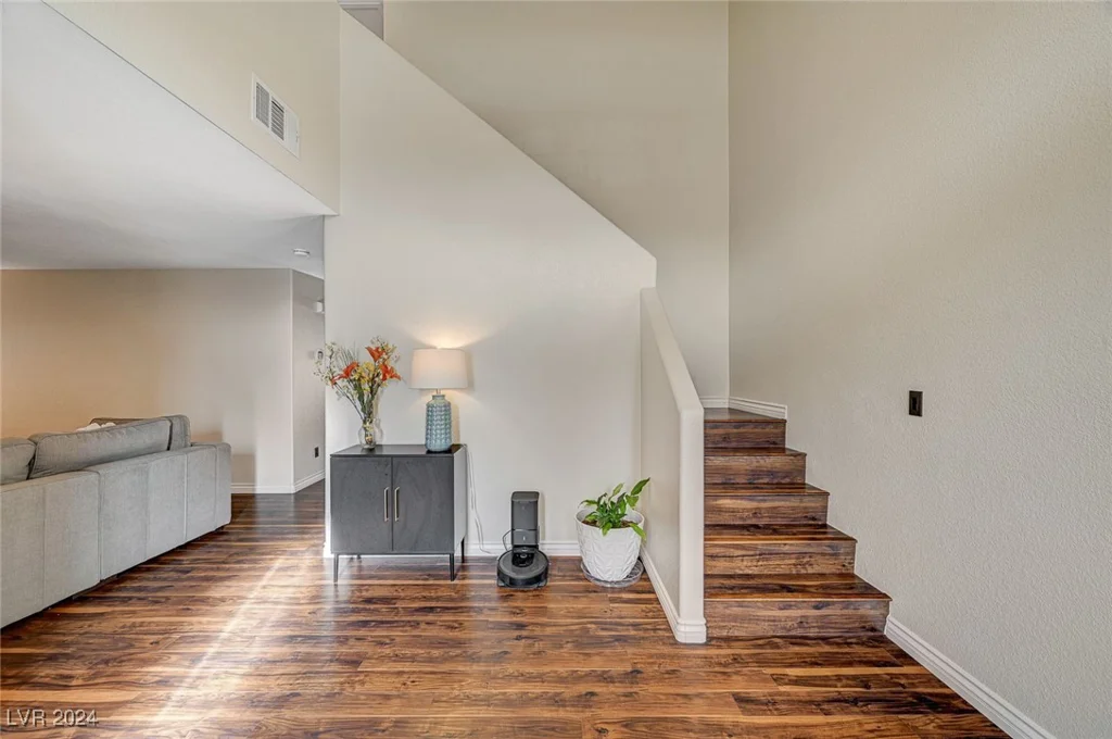 5024 Glittering Star, Las Vegas, NV 89130