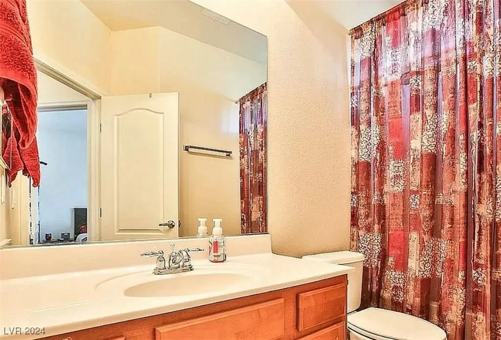 10613 Emerald Path, Las Vegas, NV 89166