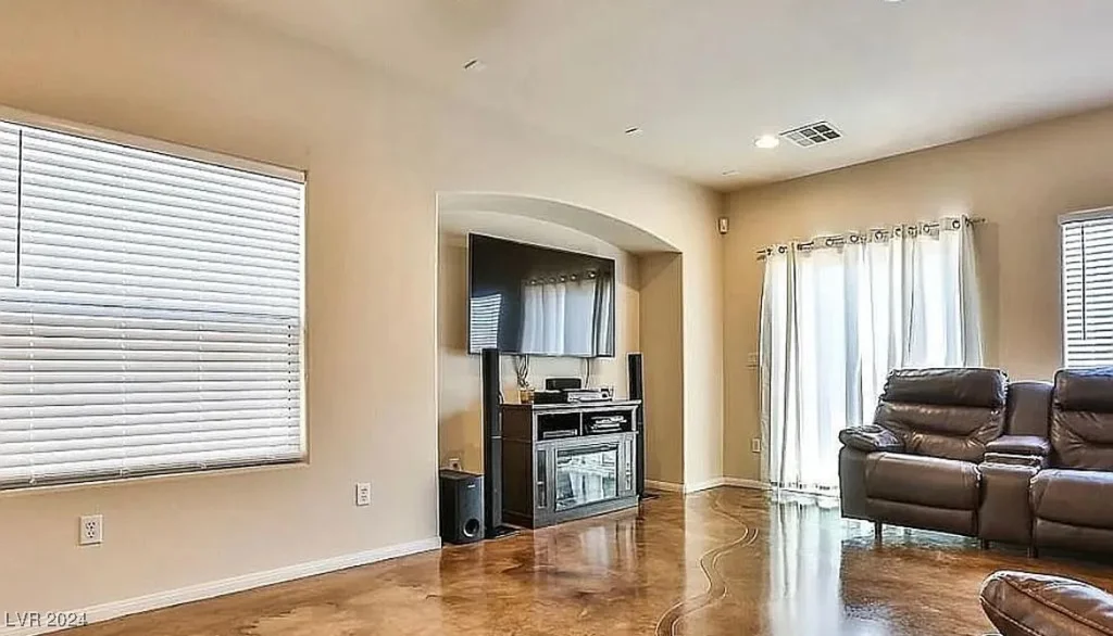 10613 Emerald Path, Las Vegas, NV 89166