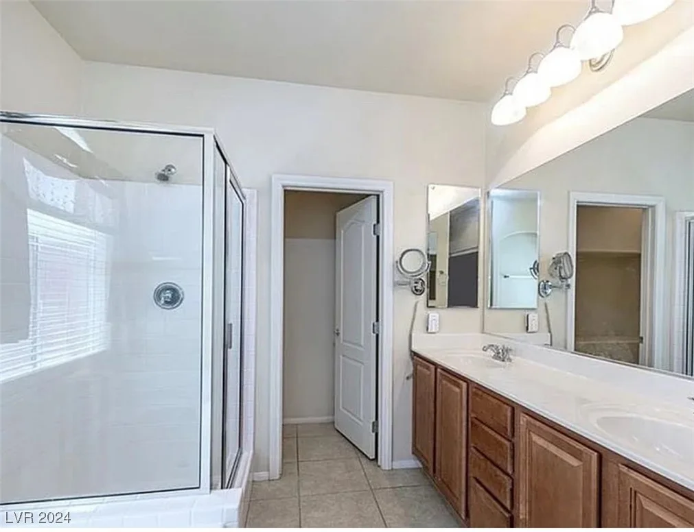 10613 Emerald Path, Las Vegas, NV 89166