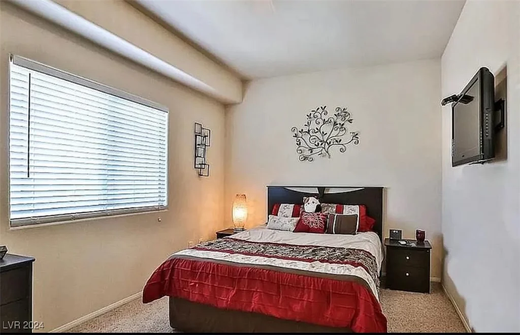 10613 Emerald Path, Las Vegas, NV 89166
