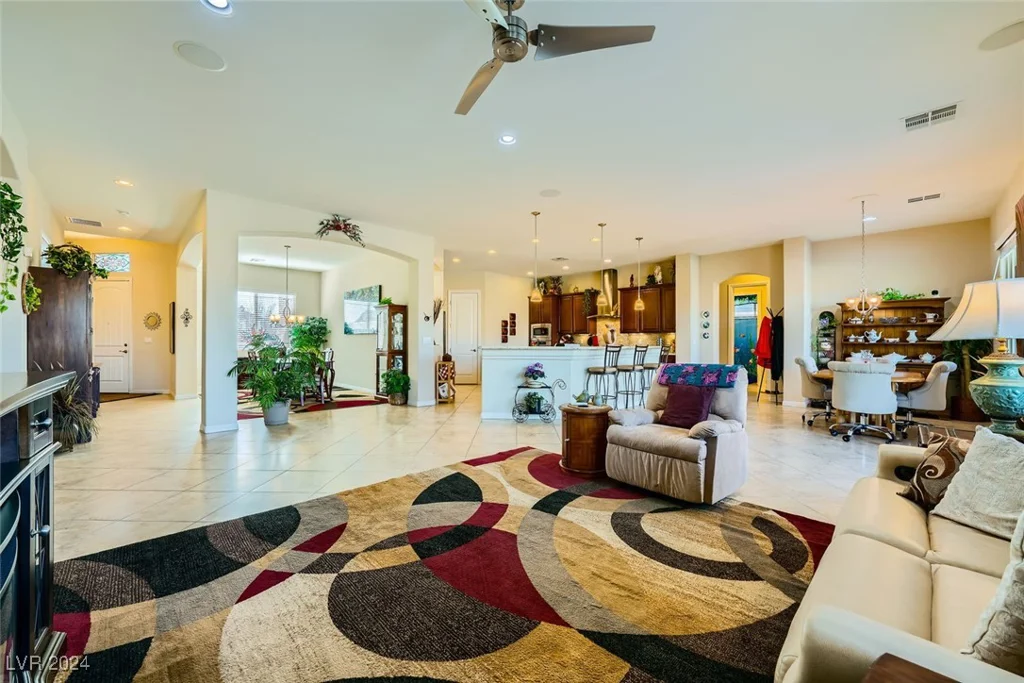 6360 Bridal Cave, Las Vegas, NV 89131