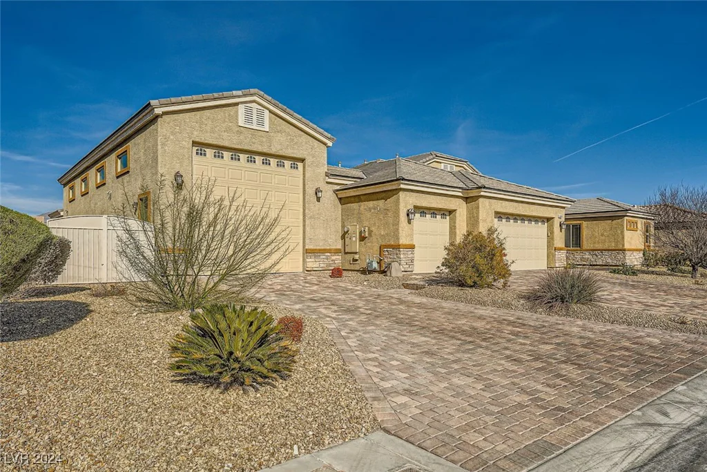 6360 Bridal Cave, Las Vegas, NV 89131