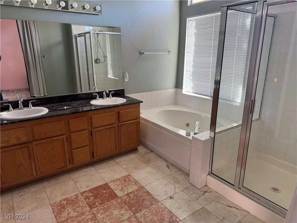 1531 Singing Bird, North Las Vegas, NV 89031