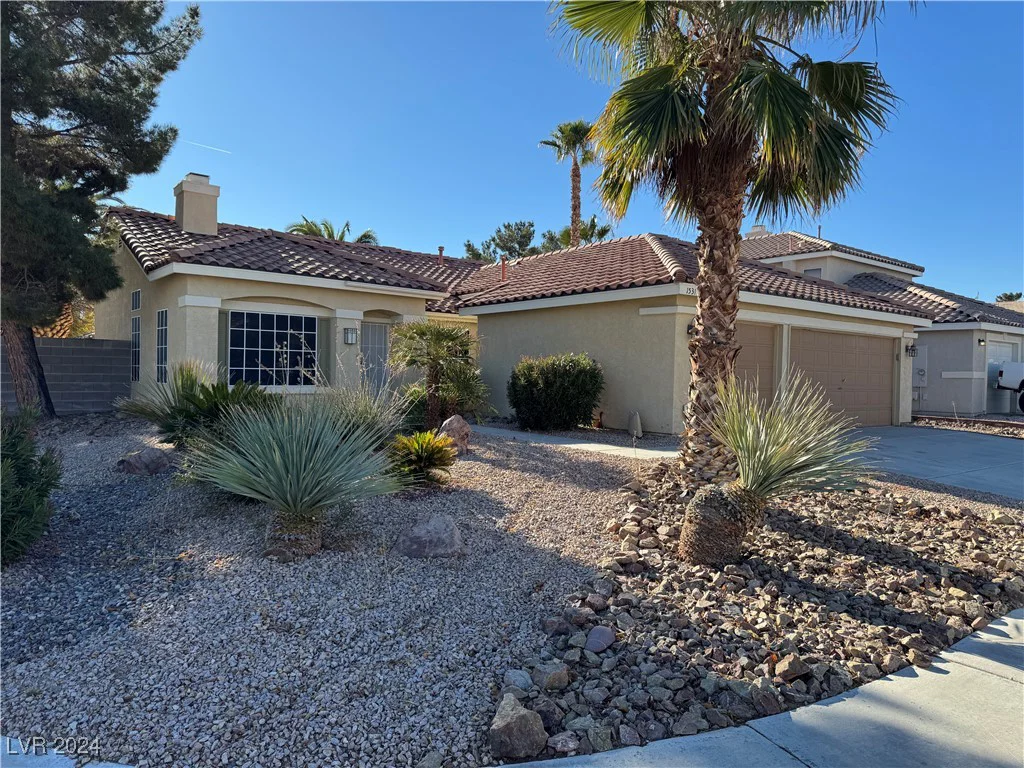 1531 Singing Bird, North Las Vegas, NV 89031