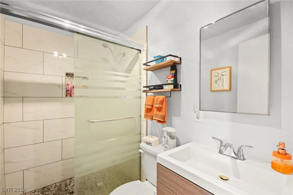 6220 Rassler, Las Vegas, NV 89107