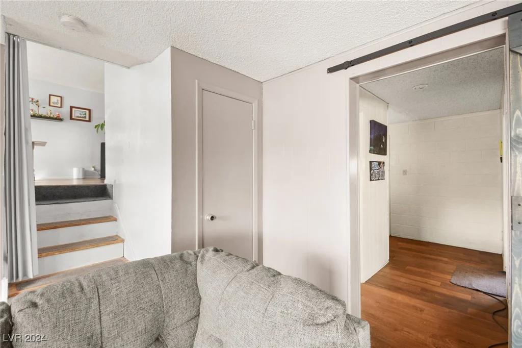 6220 Rassler, Las Vegas, NV 89107