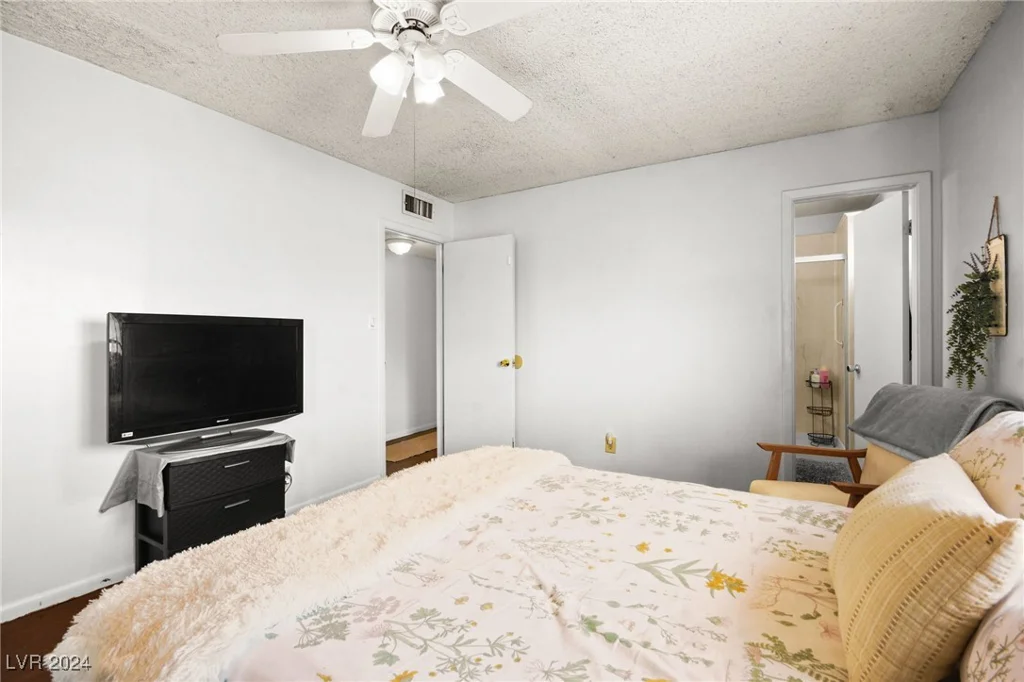 6220 Rassler, Las Vegas, NV 89107