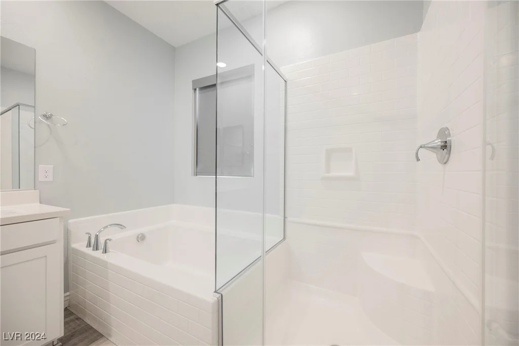 9998 Caton, Las Vegas, NV 89141