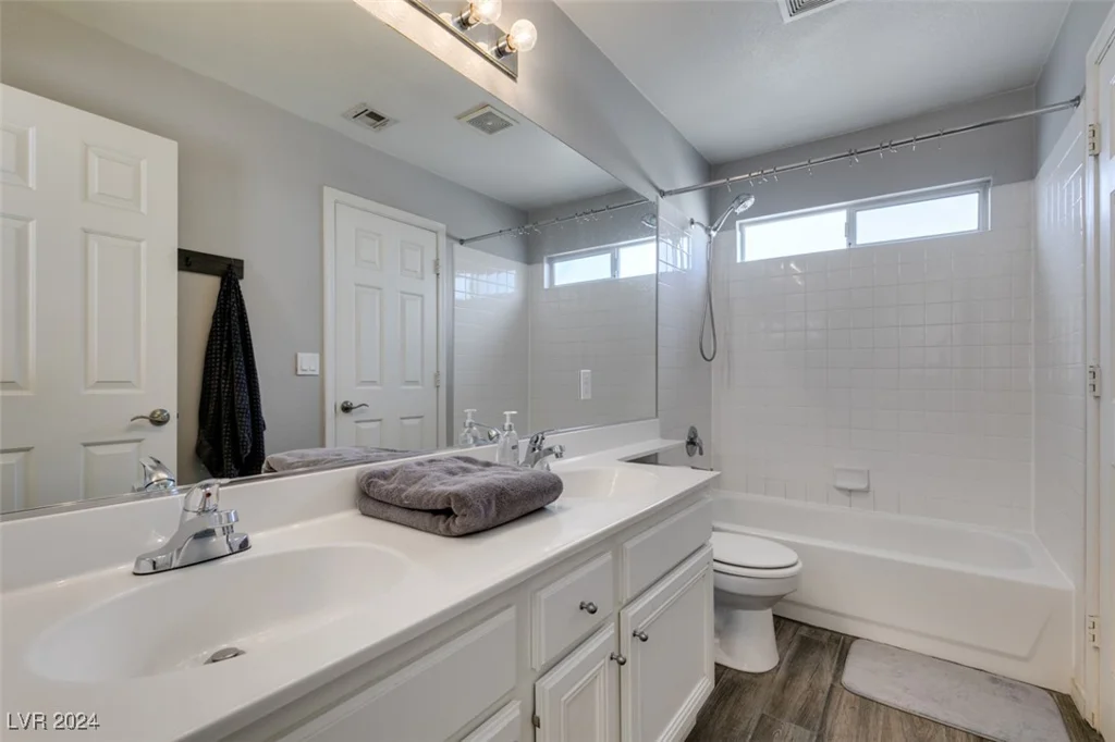 2216 Merano, Las Vegas, NV 89123
