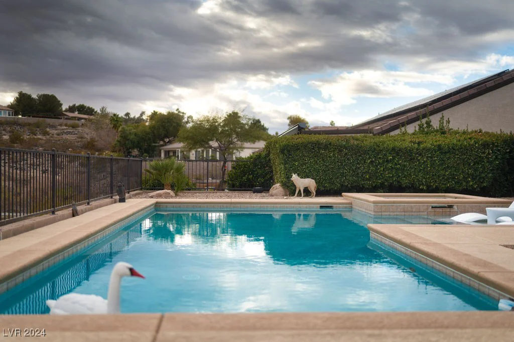 2835 Somerset Springs, Henderson, NV 89052