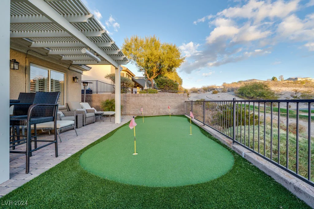 2835 Somerset Springs, Henderson, NV 89052