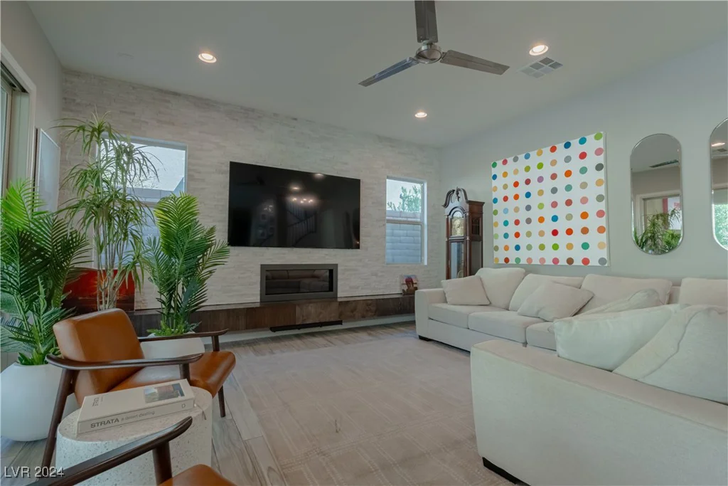 313 Elder View, Las Vegas, NV 89138