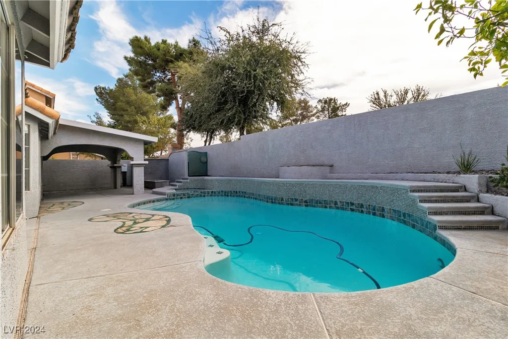 2405 Alpine Meadows, Henderson, NV 89074