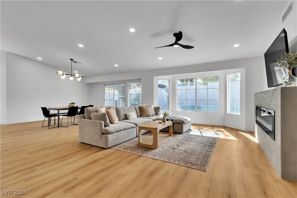 2405 Alpine Meadows, Henderson, NV 89074