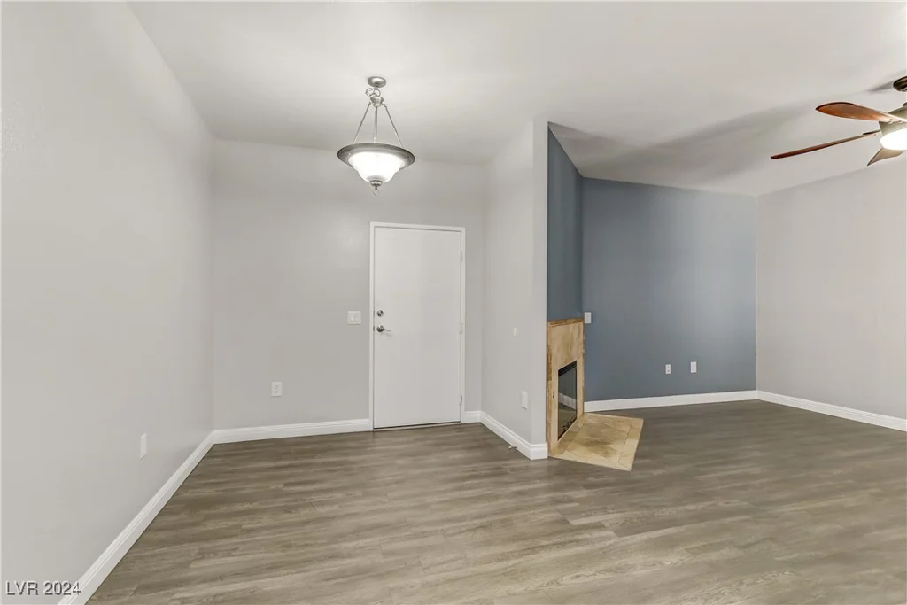 5250 Rainbow, Las Vegas, NV 89118