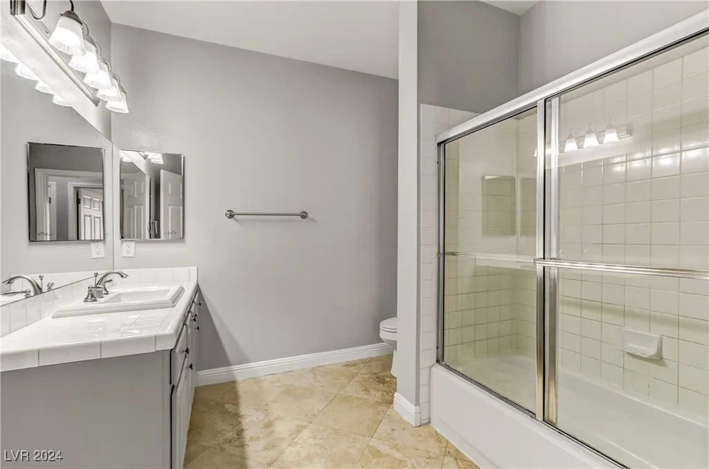 5250 Rainbow, Las Vegas, NV 89118
