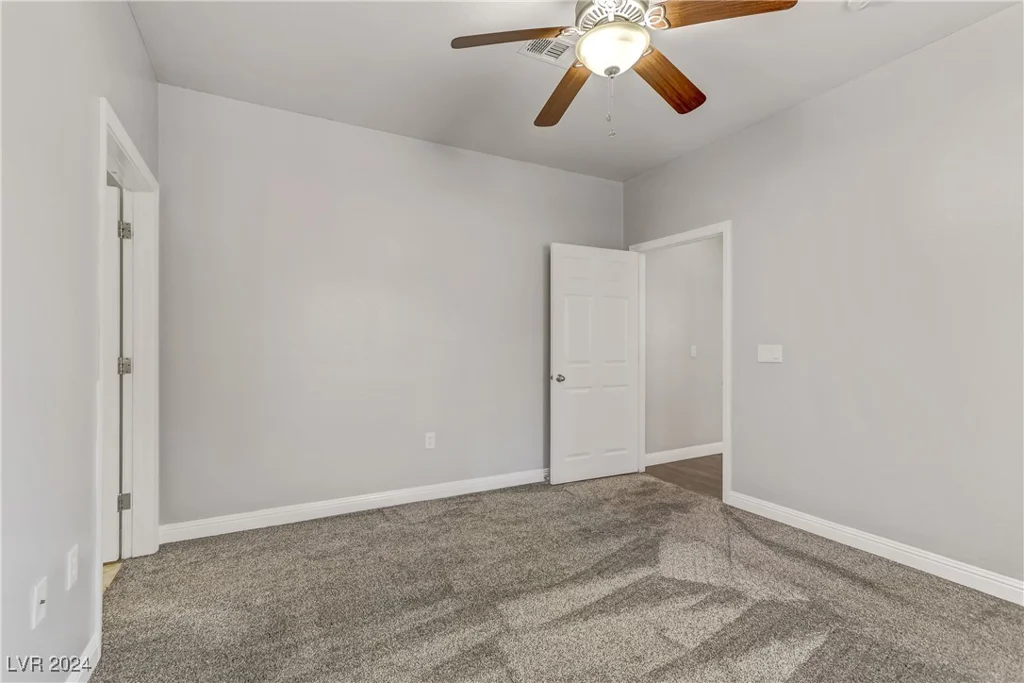 5250 Rainbow, Las Vegas, NV 89118