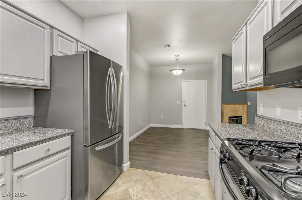 5250 Rainbow, Las Vegas, NV 89118