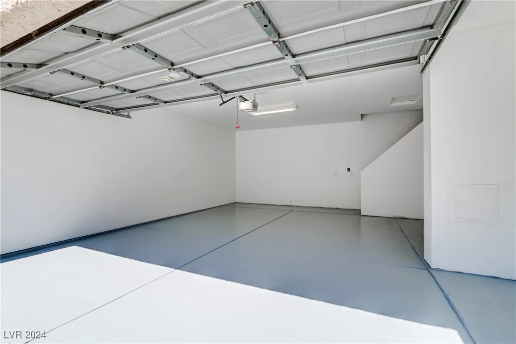 5250 Rainbow, Las Vegas, NV 89118