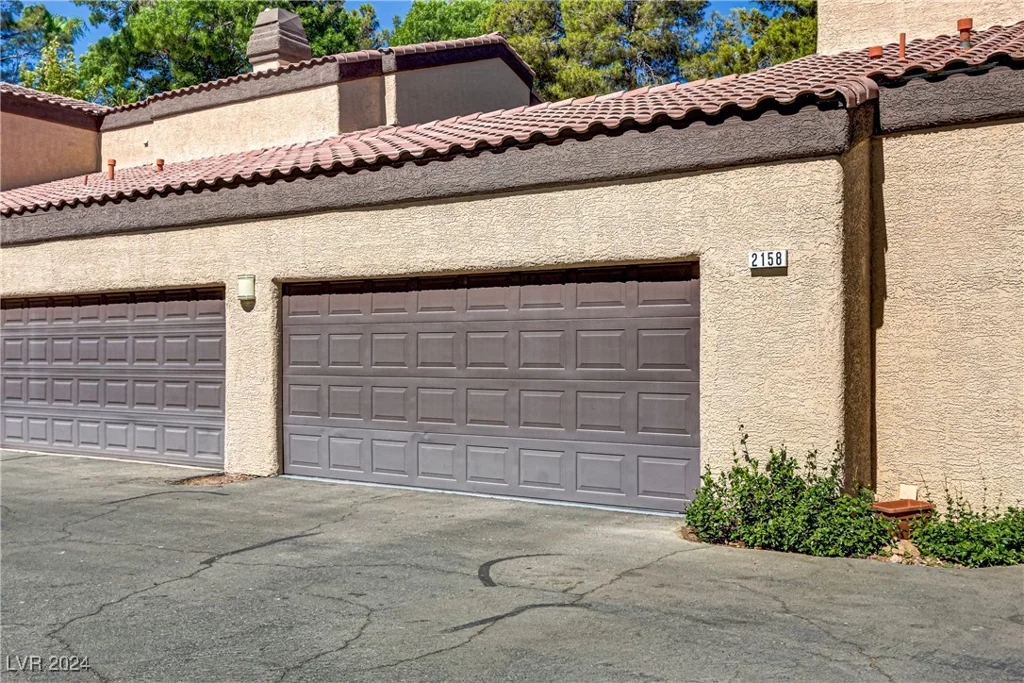 5250 Rainbow, Las Vegas, NV 89118