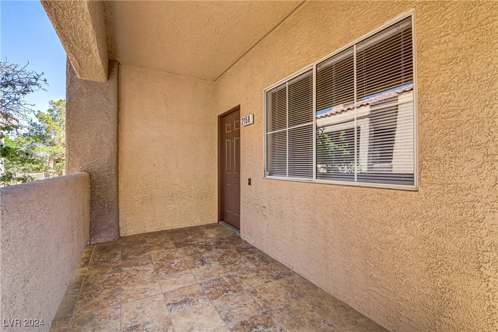 5250 Rainbow, Las Vegas, NV 89118