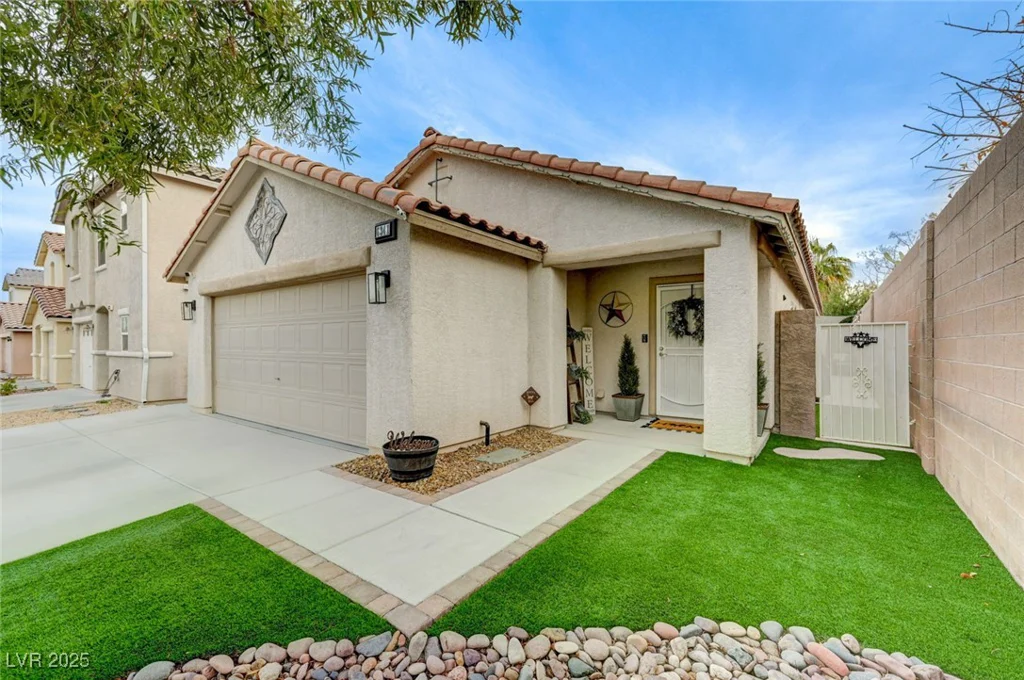 6341 Haleh, Las Vegas, NV 89141