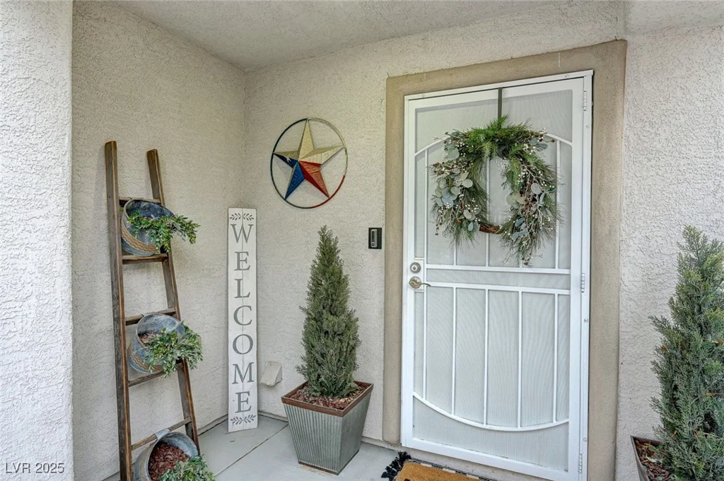 6341 Haleh, Las Vegas, NV 89141