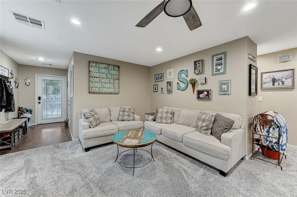 6341 Haleh, Las Vegas, NV 89141