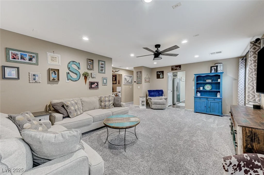 6341 Haleh, Las Vegas, NV 89141